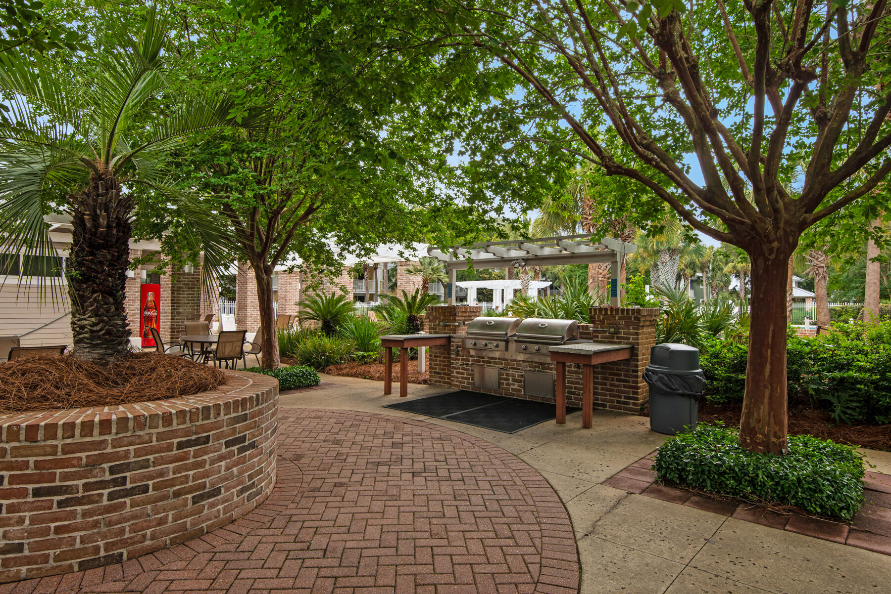 OBSERVATION POINT - Residential