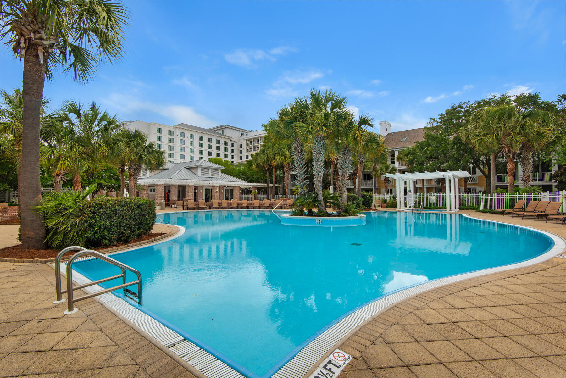 OBSERVATION POINT - Residential