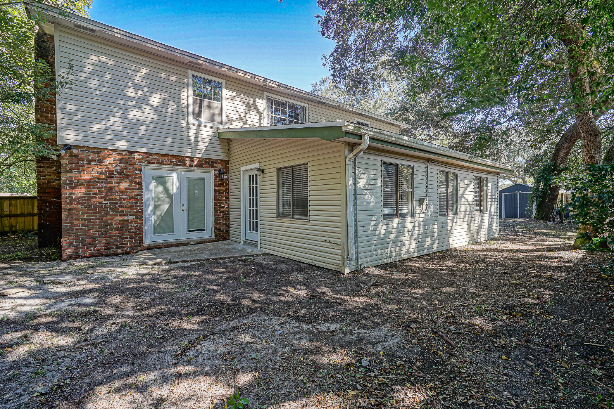 COLONY ESTATES - Residential