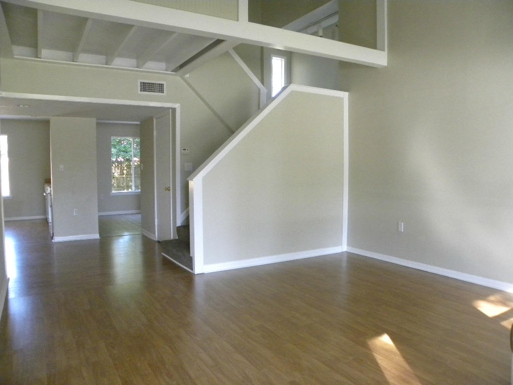 VICTORIA GARDENS 1 - Residential