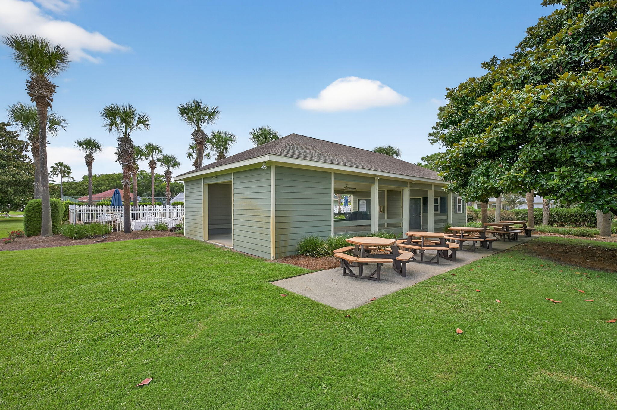 BAYSIDE PH 2 - Residential