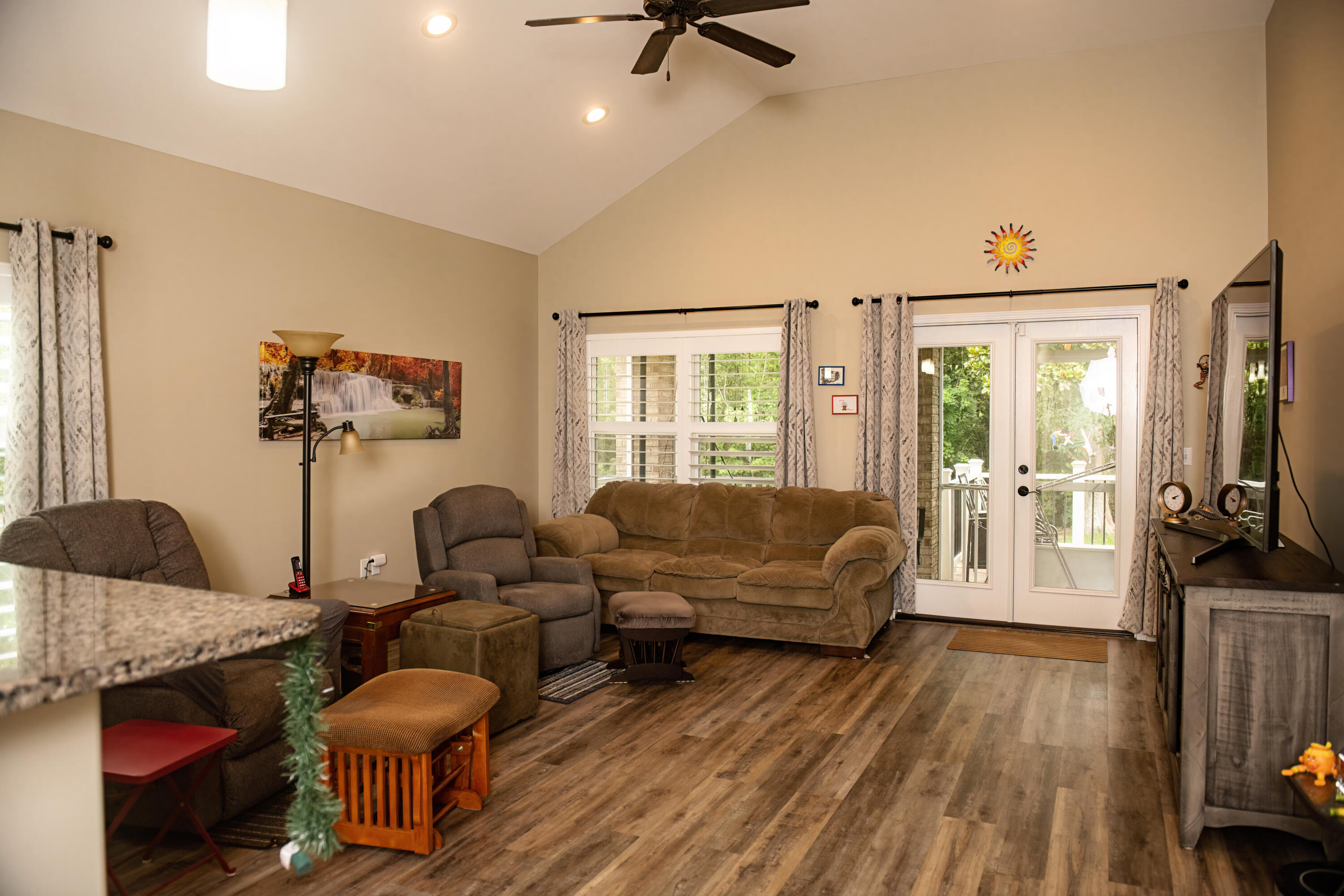 VALPARAISO - Residential