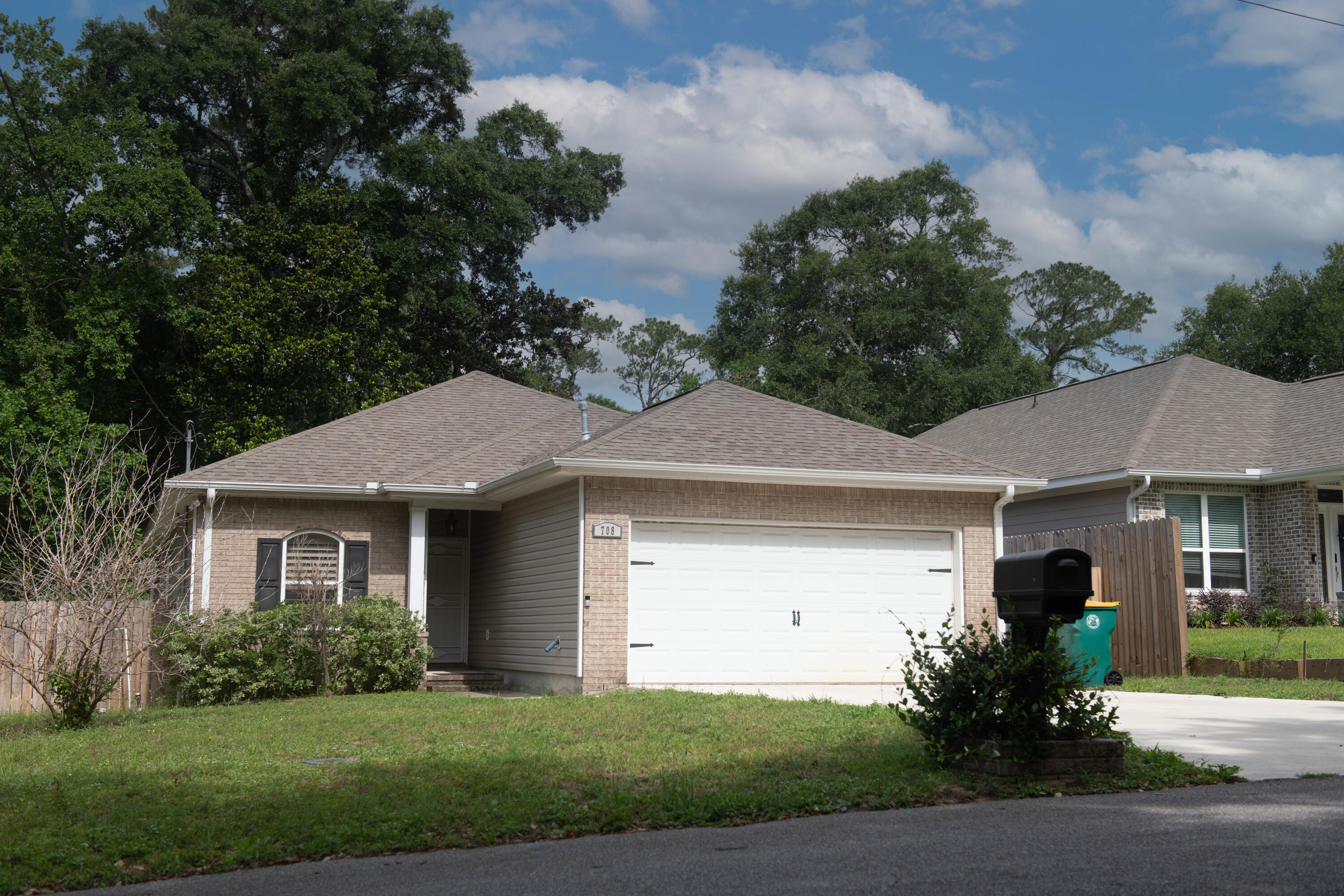 VALPARAISO - Residential