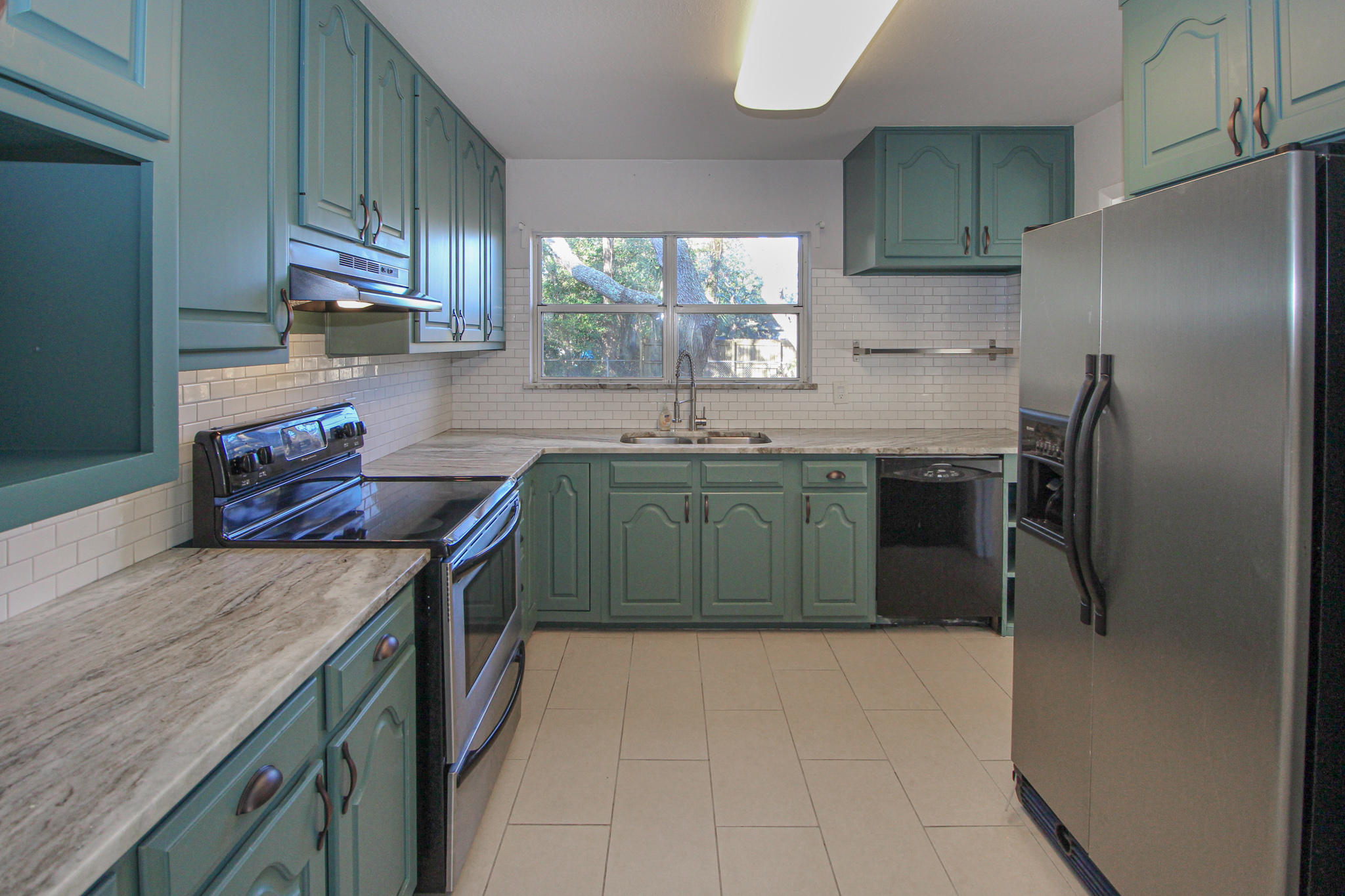 BAYOU WOODS - Residential