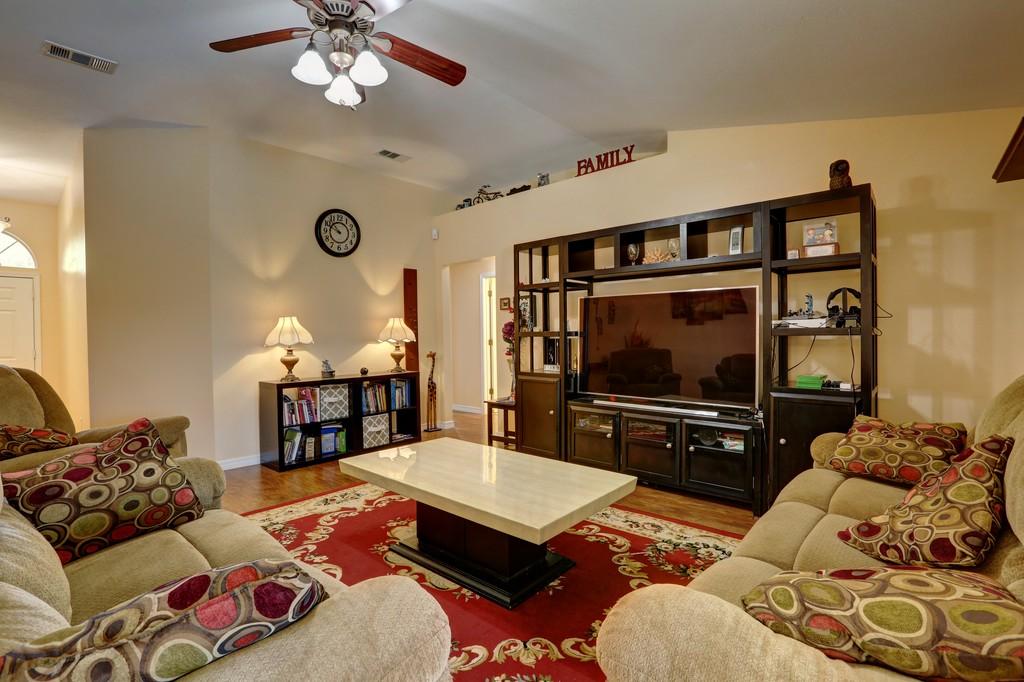 SHADOW OAK S/D - Residential