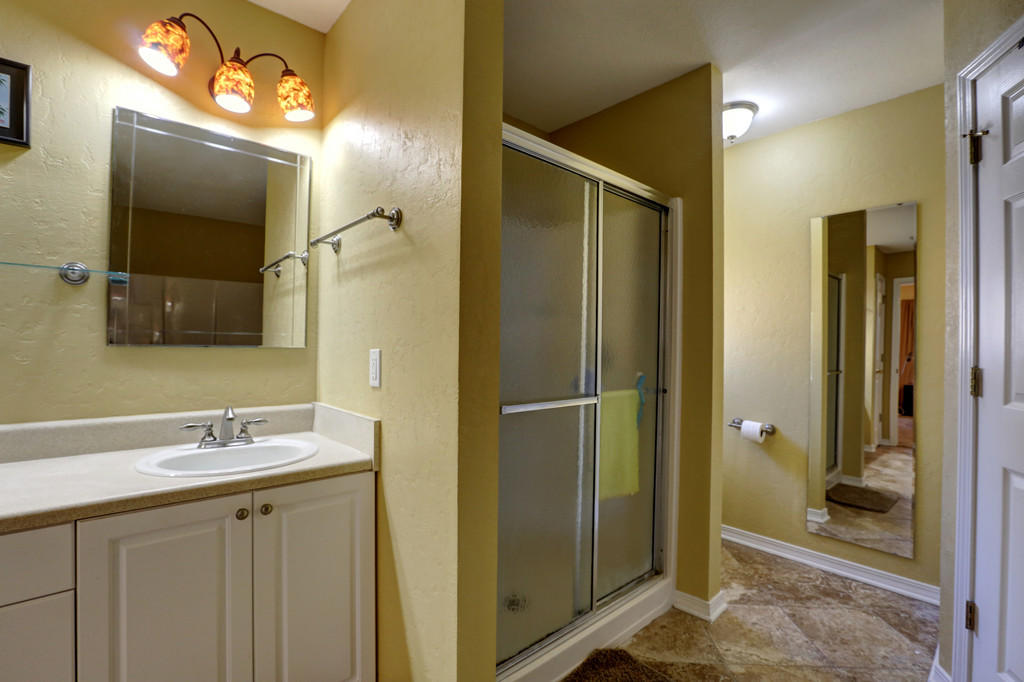 SHADOW OAK S/D - Residential