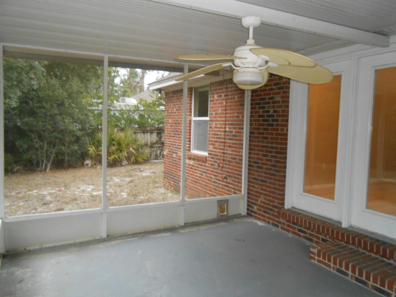 CASTELAR - Residential