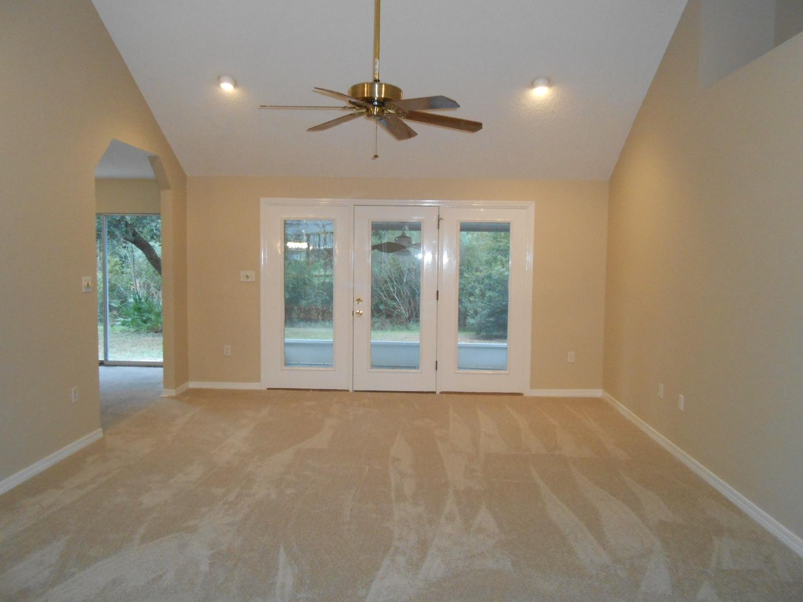 CASTELAR - Residential