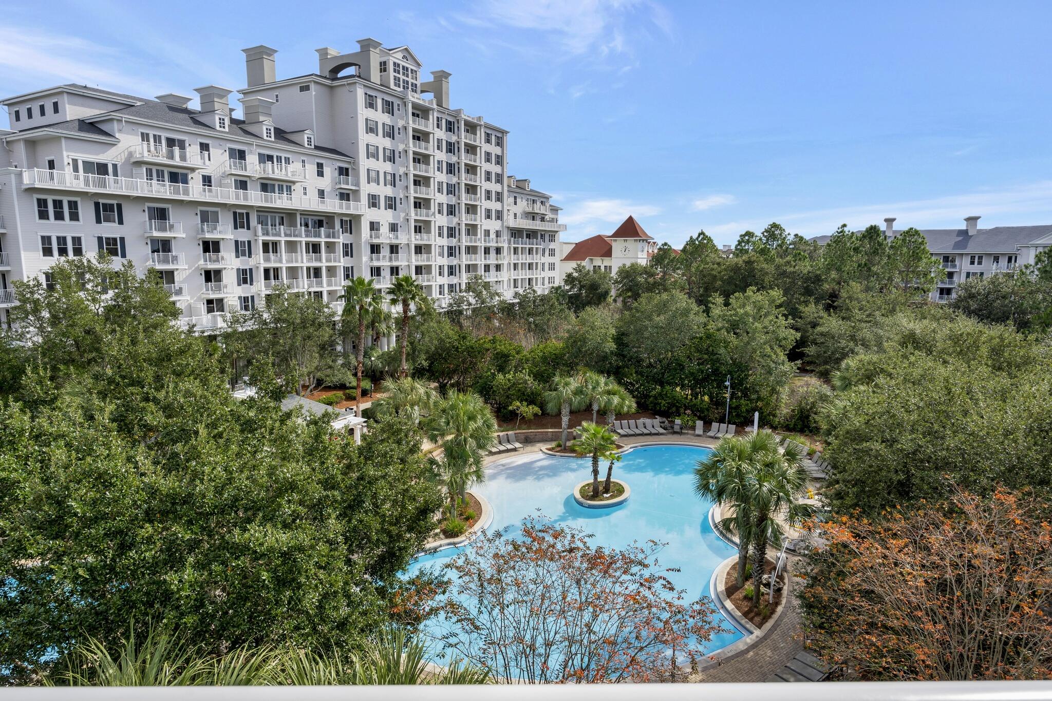 BAHIA CONDO - Residential