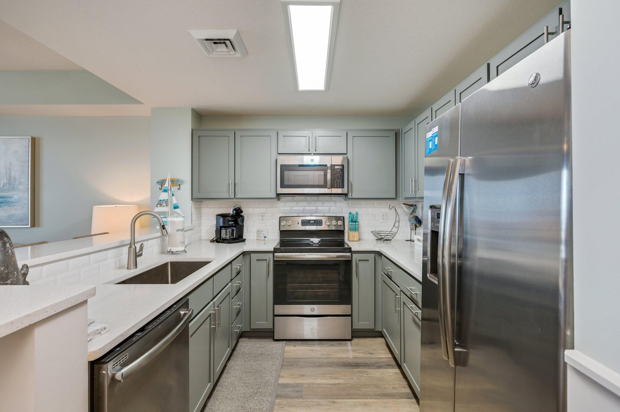 CALYPSO TOWERS III - Residential