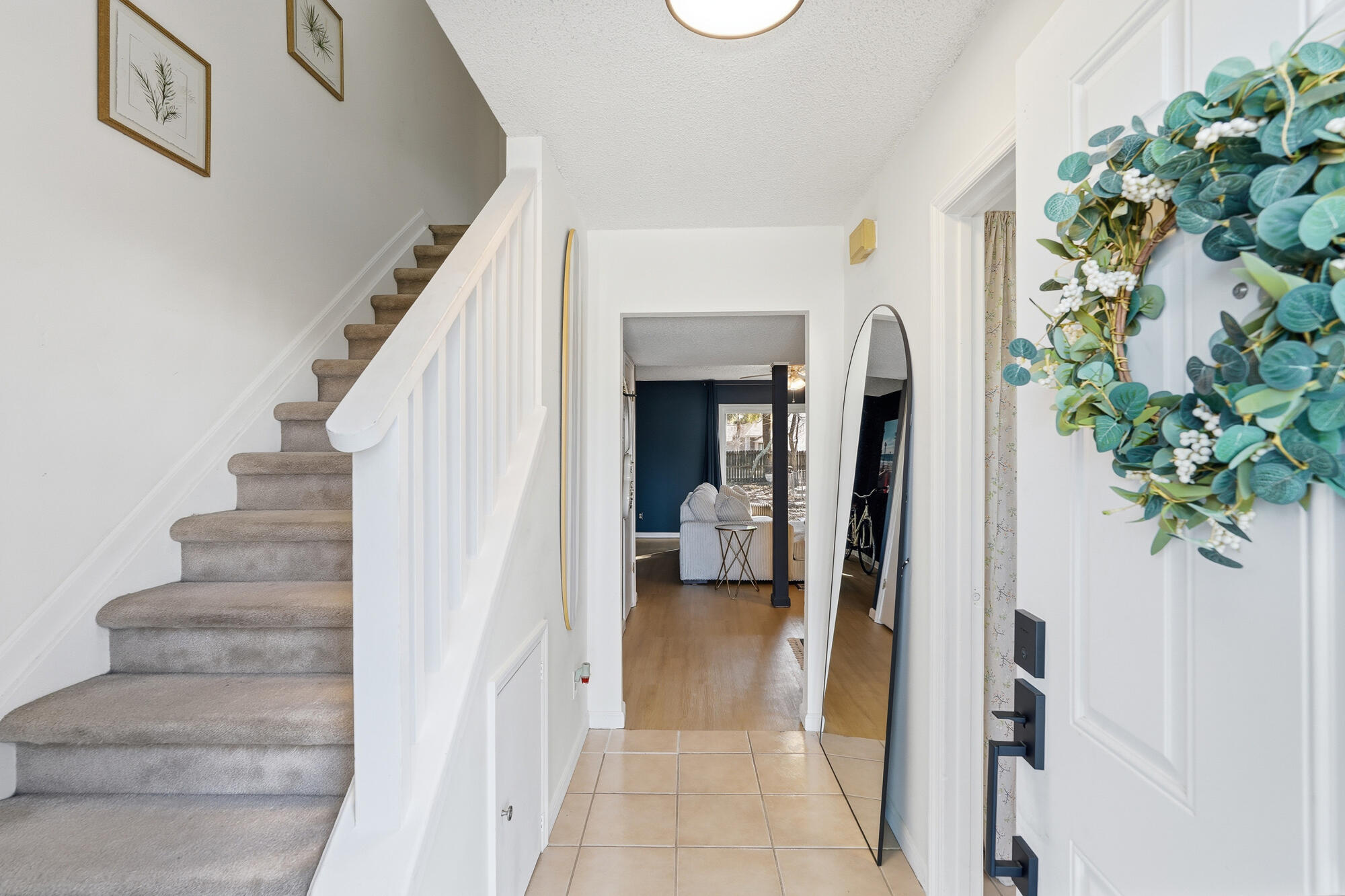 TWIN OAKS - Residential