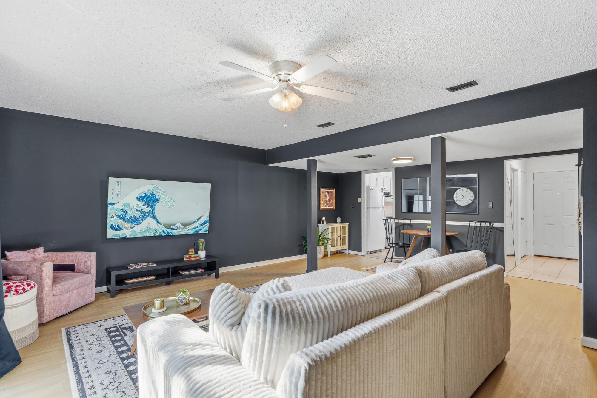 TWIN OAKS - Residential