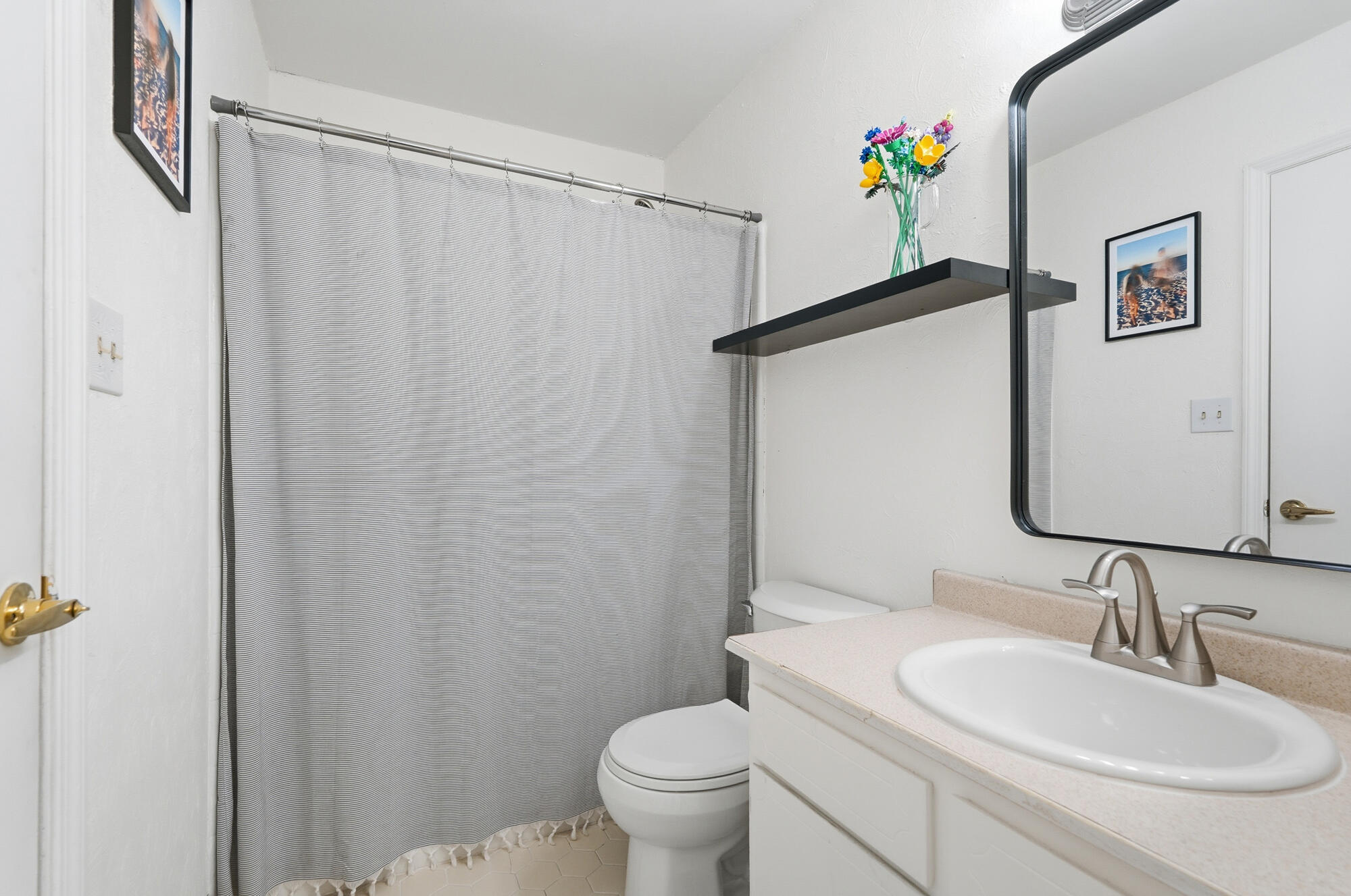 TWIN OAKS - Residential