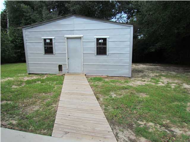 PINECREST HILLS - Residential Lease