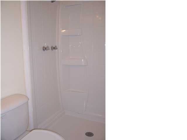 PINECREST HILLS - Residential Lease