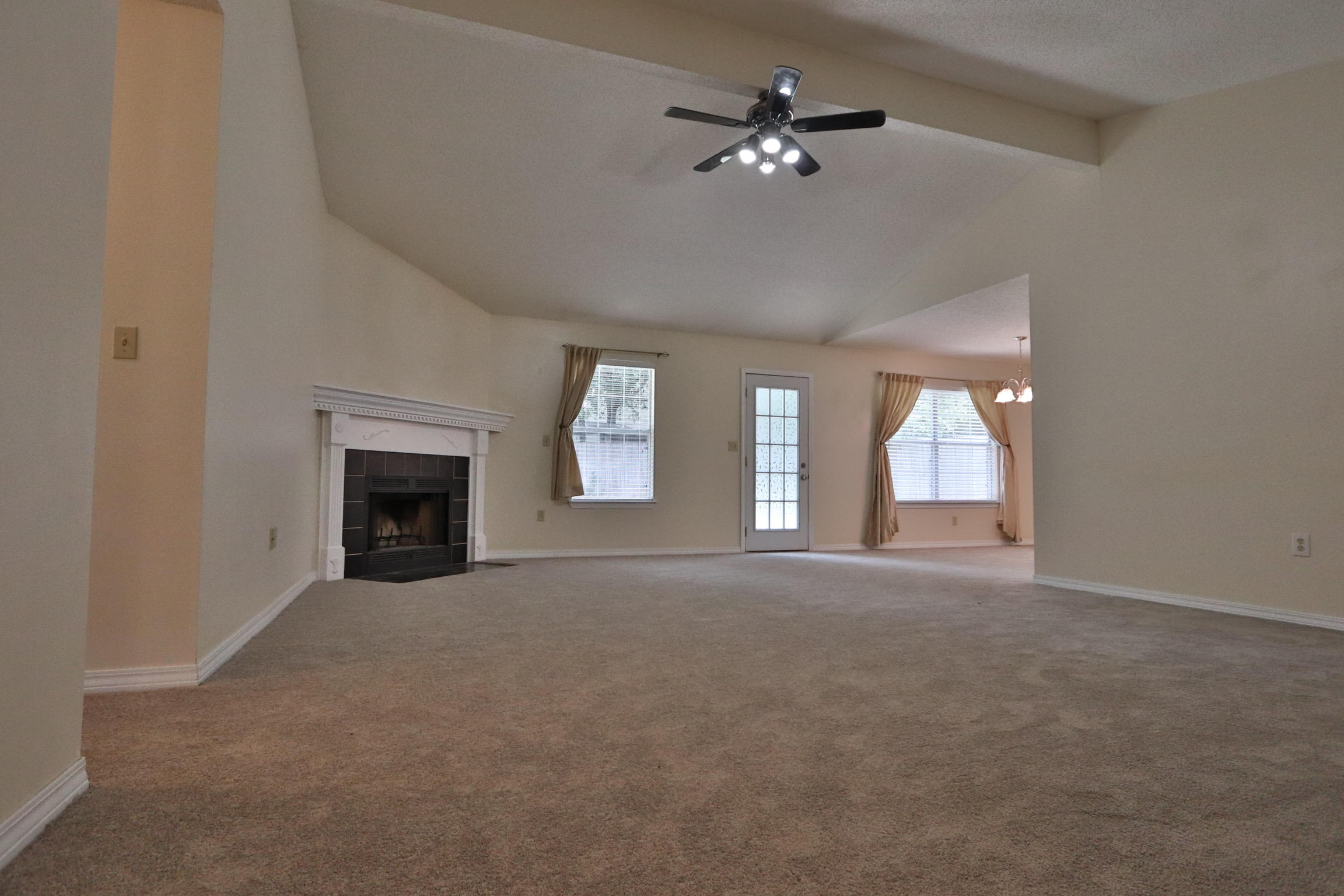 KINGS CROSSING PH 2 - Residential