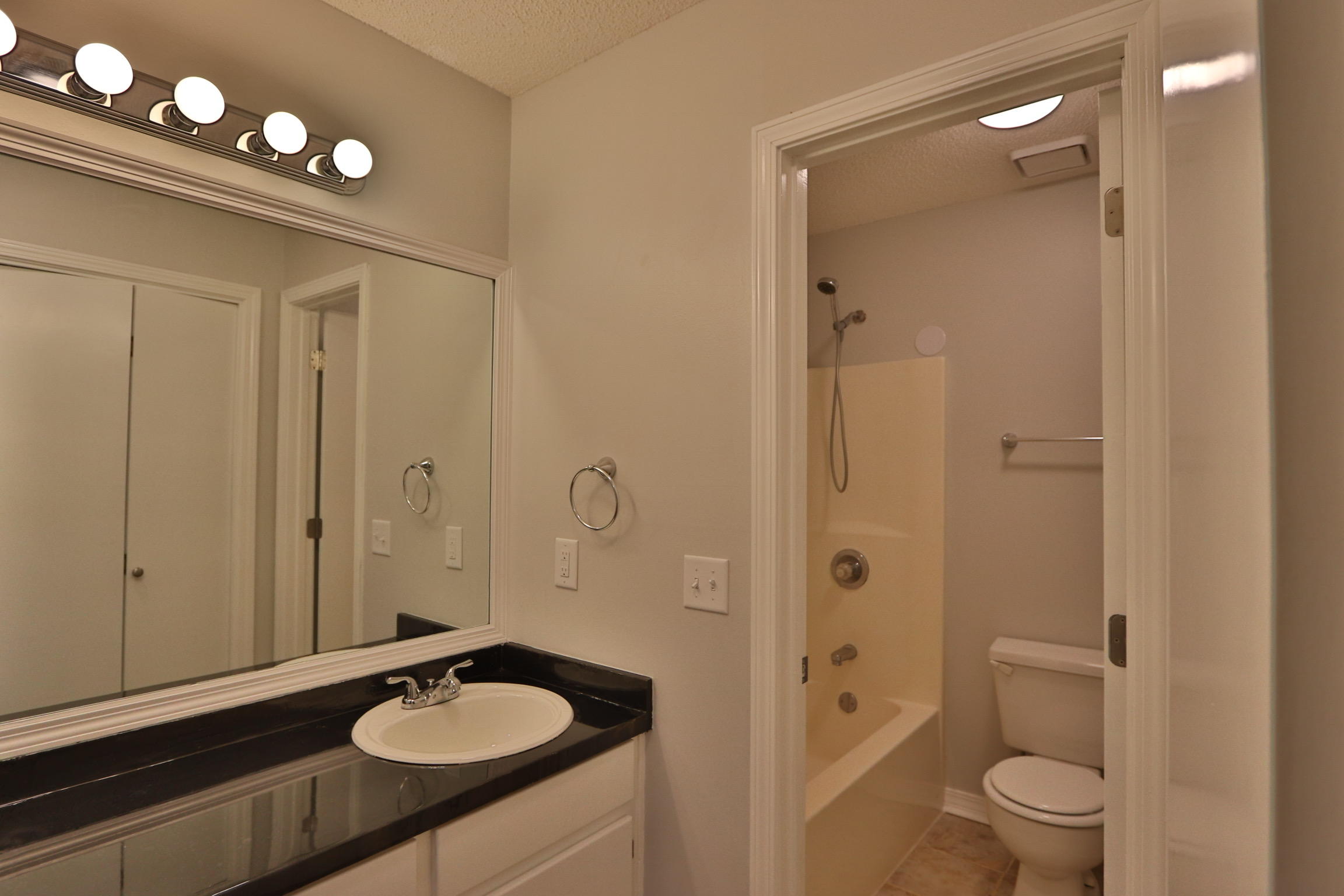 KINGS CROSSING PH 2 - Residential