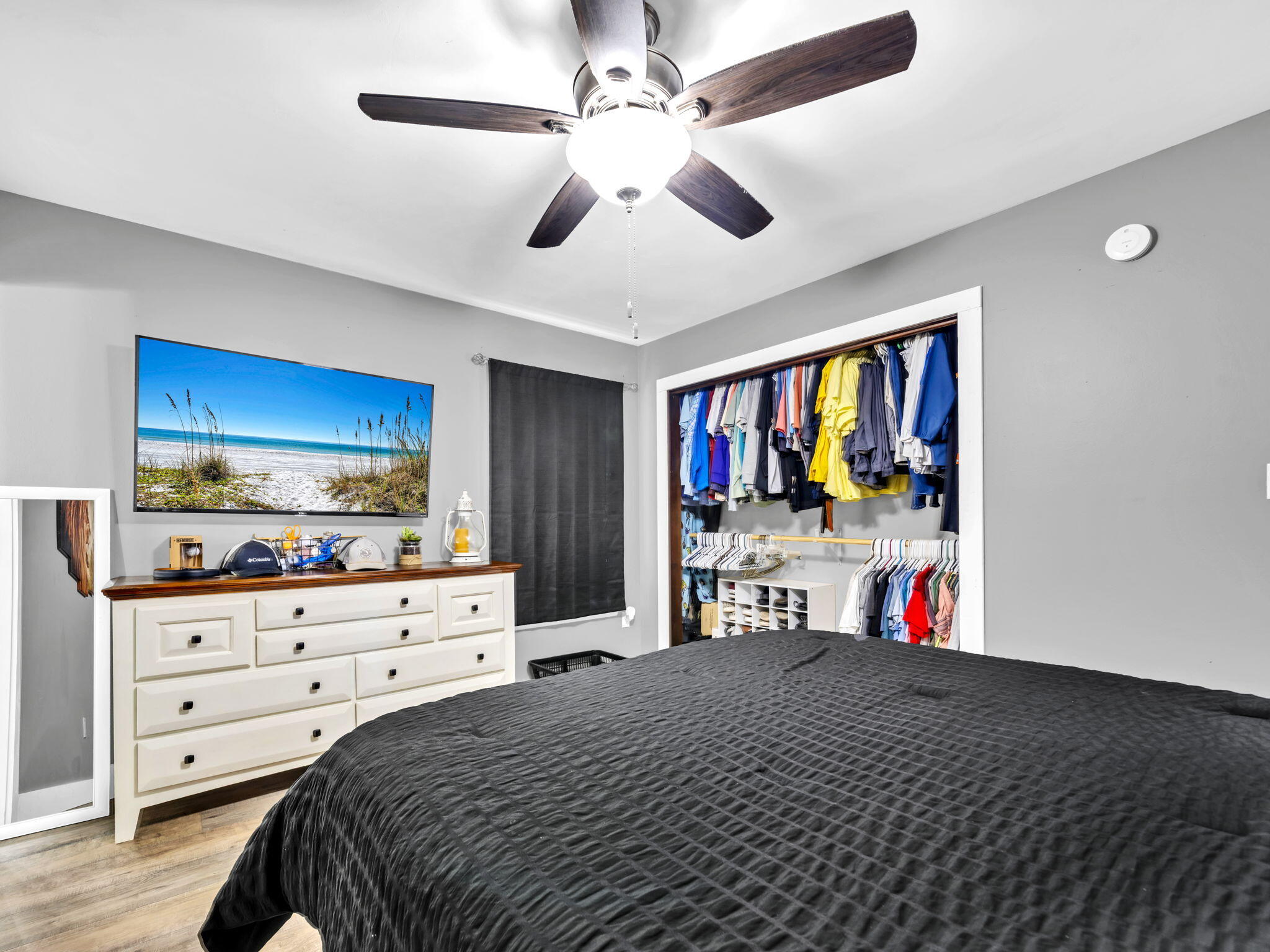 PINE MEADOWS - Residential