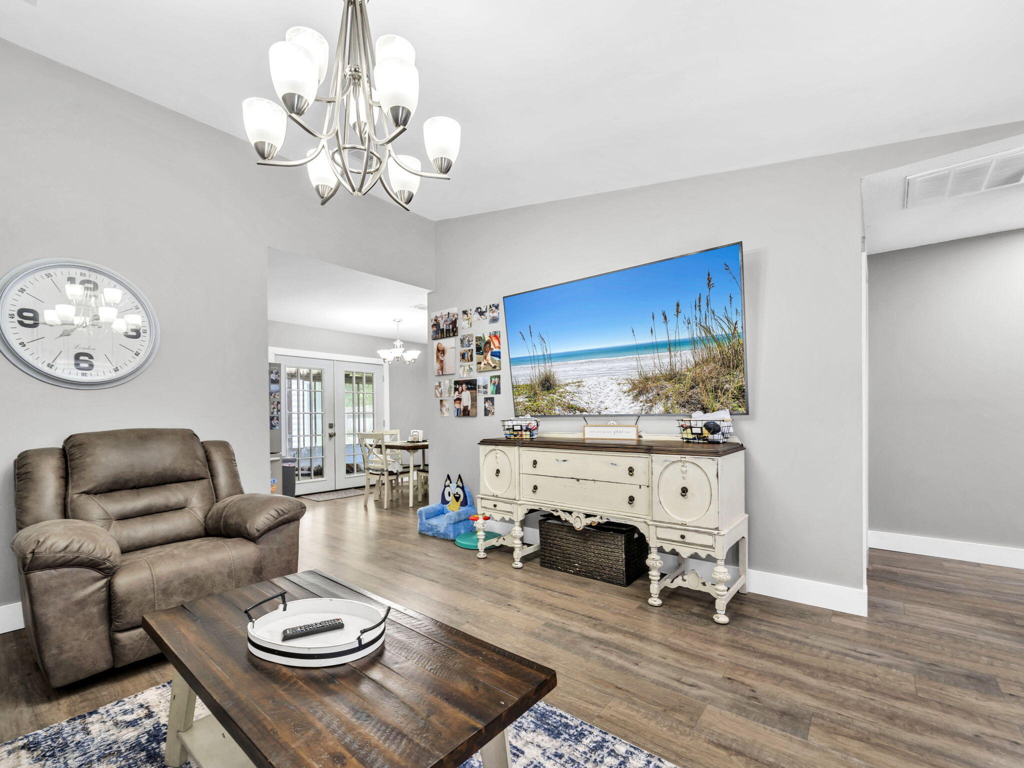 PINE MEADOWS - Residential