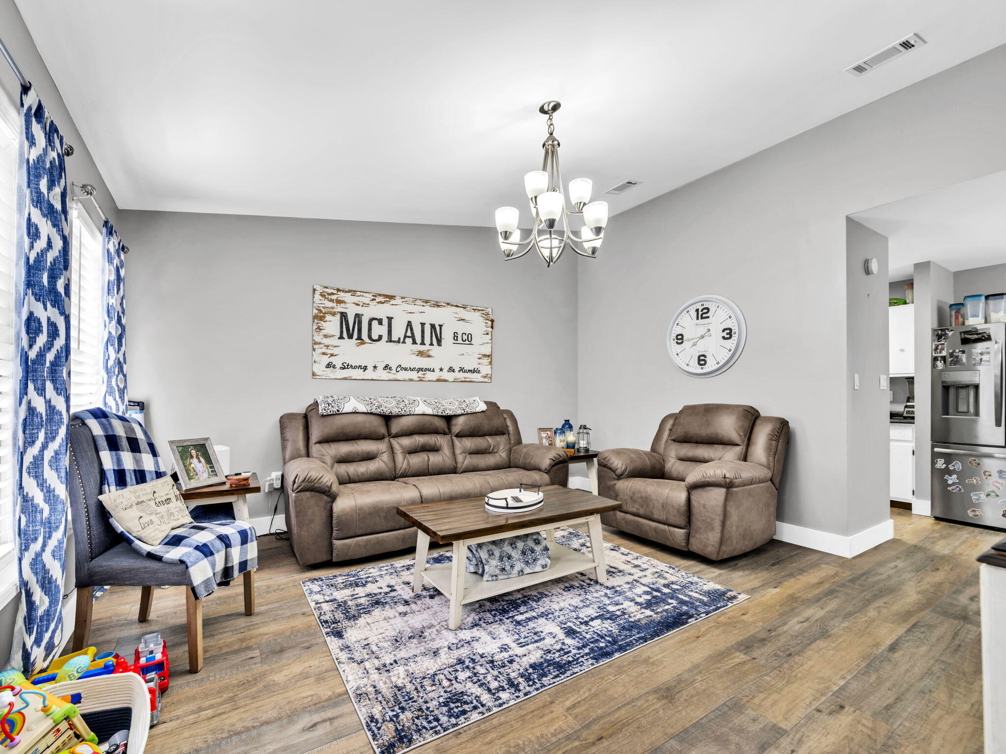 PINE MEADOWS - Residential