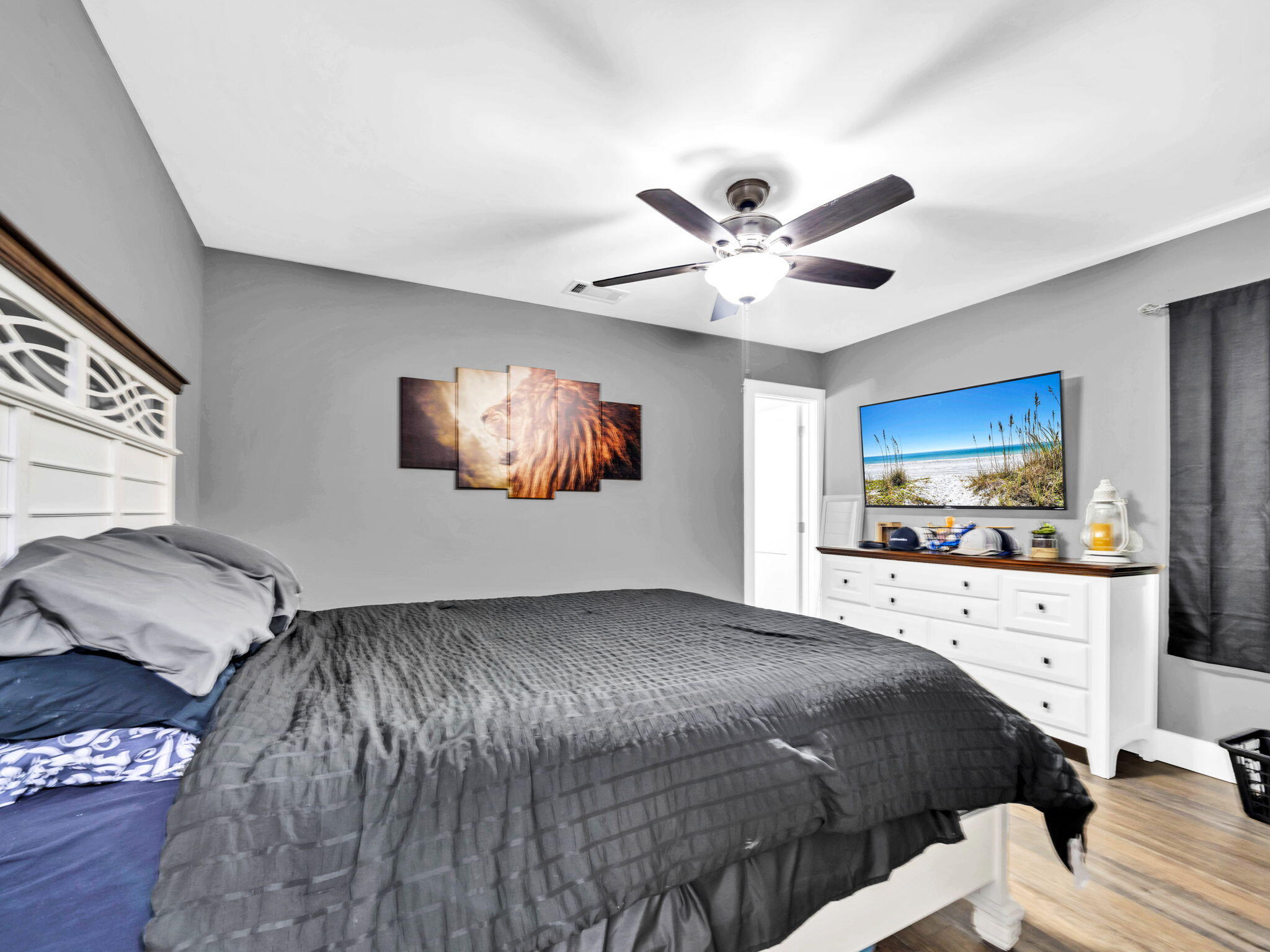 PINE MEADOWS - Residential