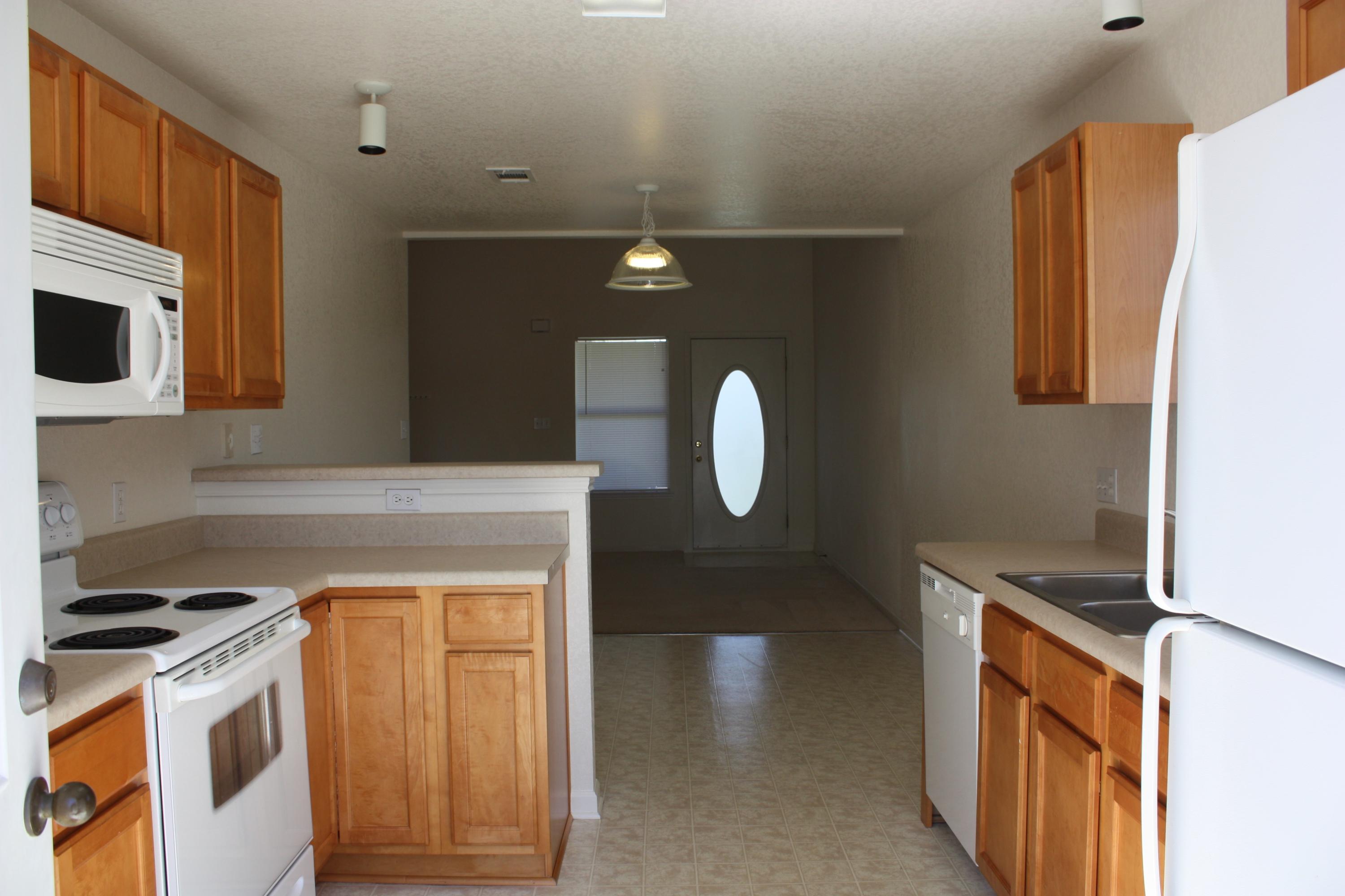 QUAIL HOLLOW - Residential