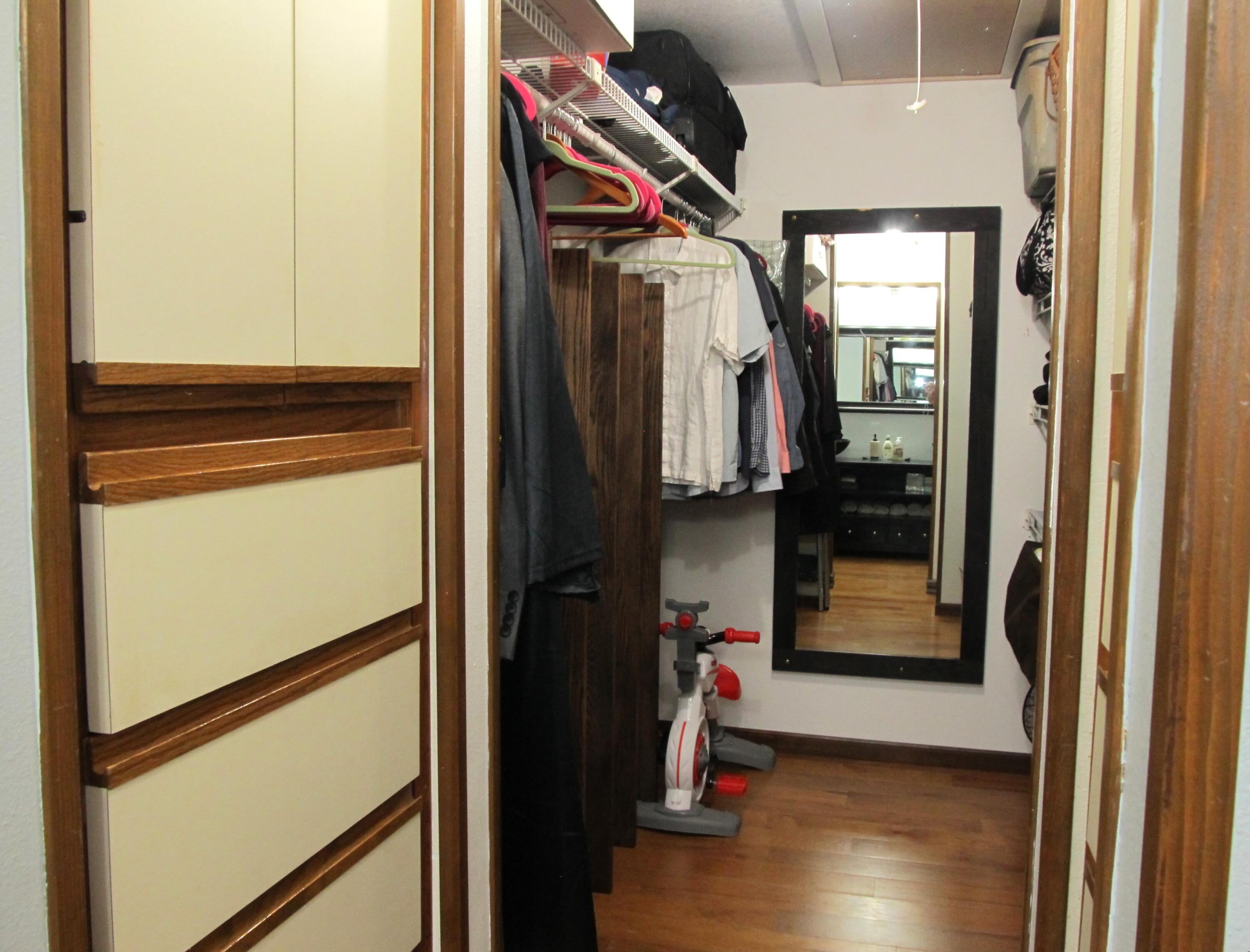 LAKE FRANCIS HOMES - Residential