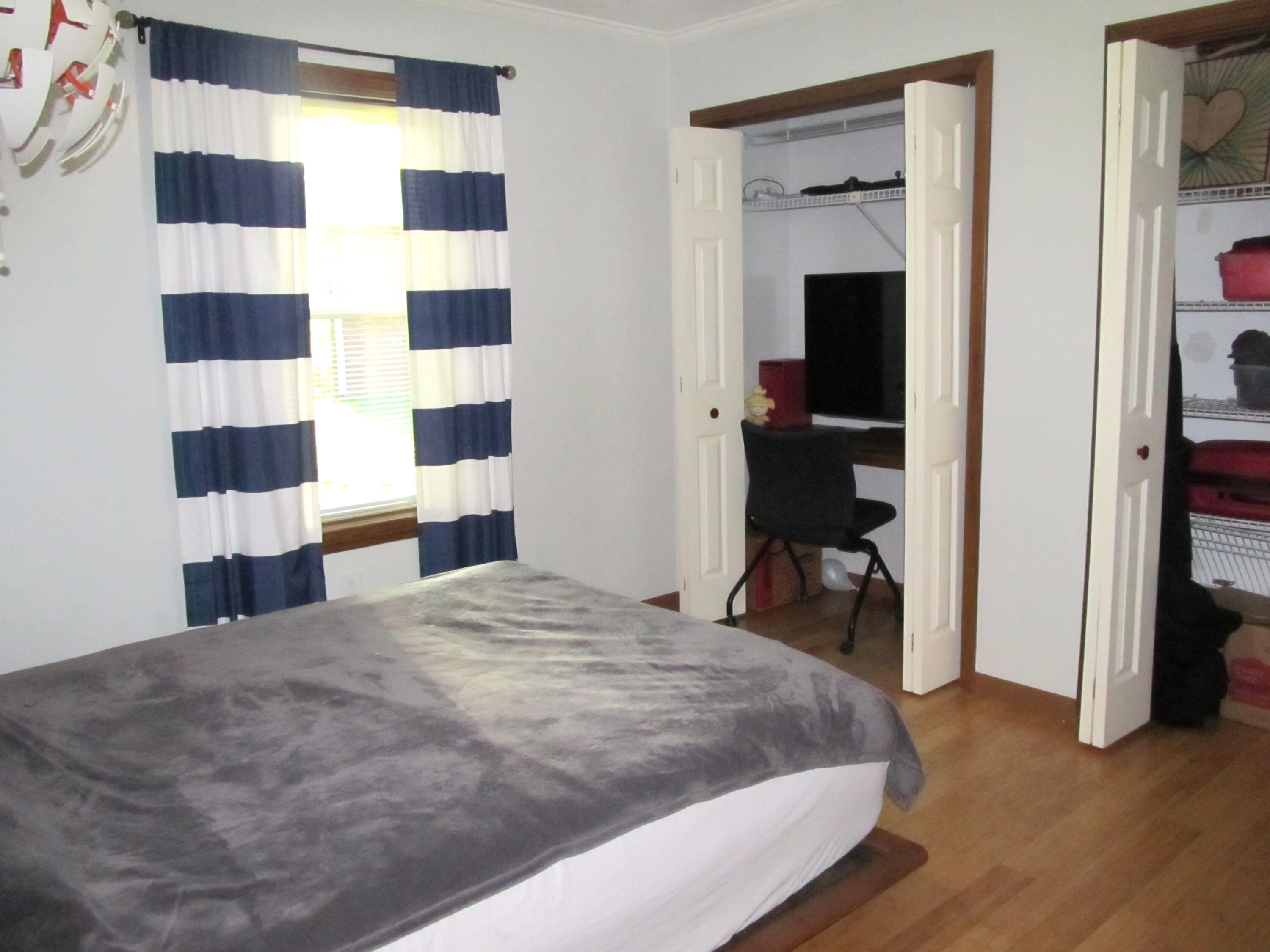 LAKE FRANCIS HOMES - Residential