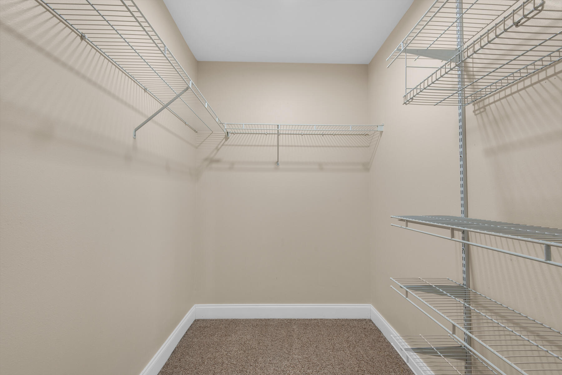 OLD BAY T/H - Residential Lease