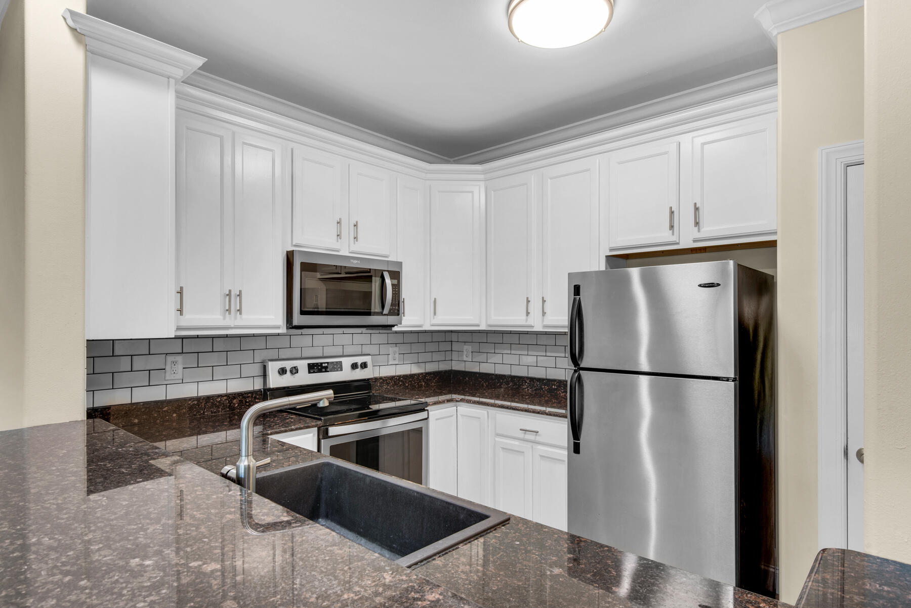 OLD BAY T/H - Residential Lease