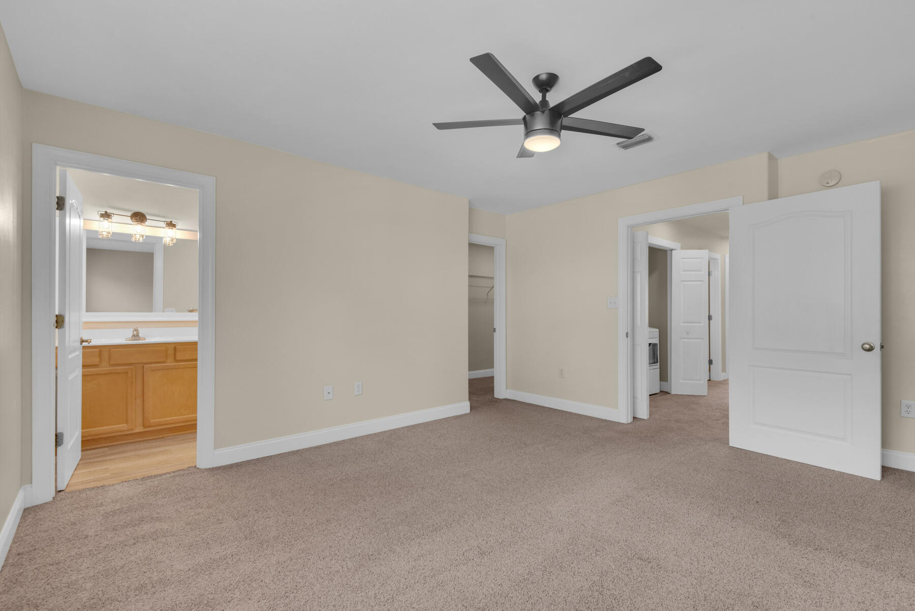 OLD BAY T/H - Residential Lease