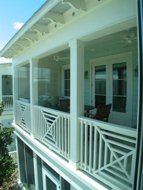 SEASIDE 17 - Residential
