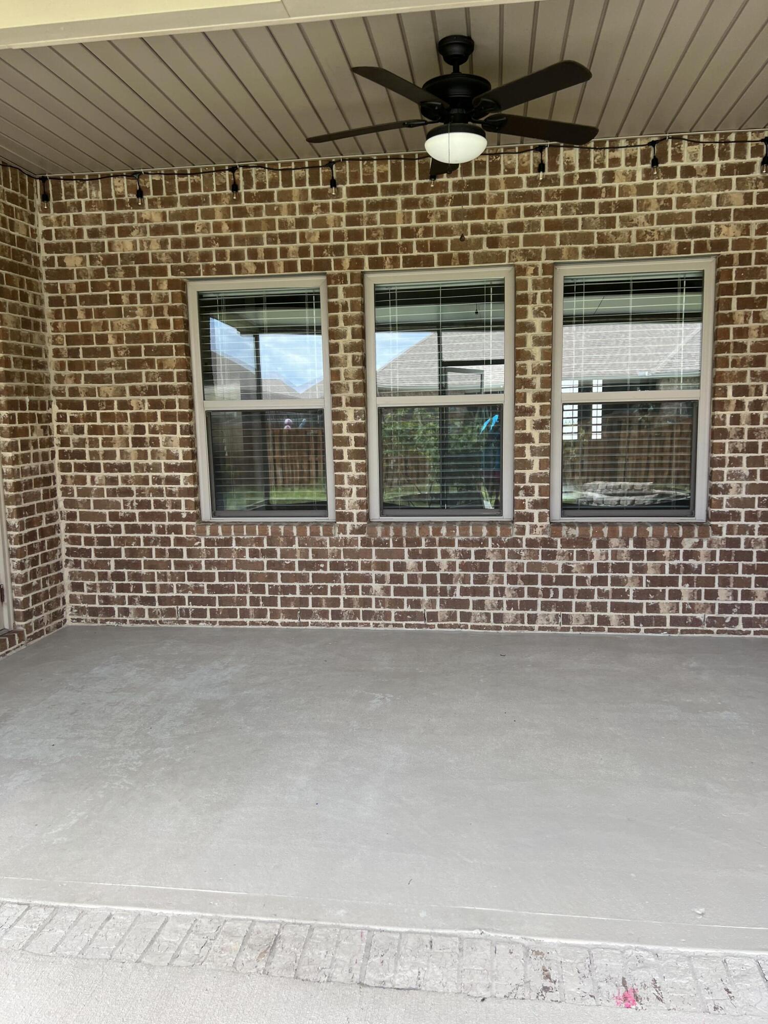 Redstone Commons - Residential Lease