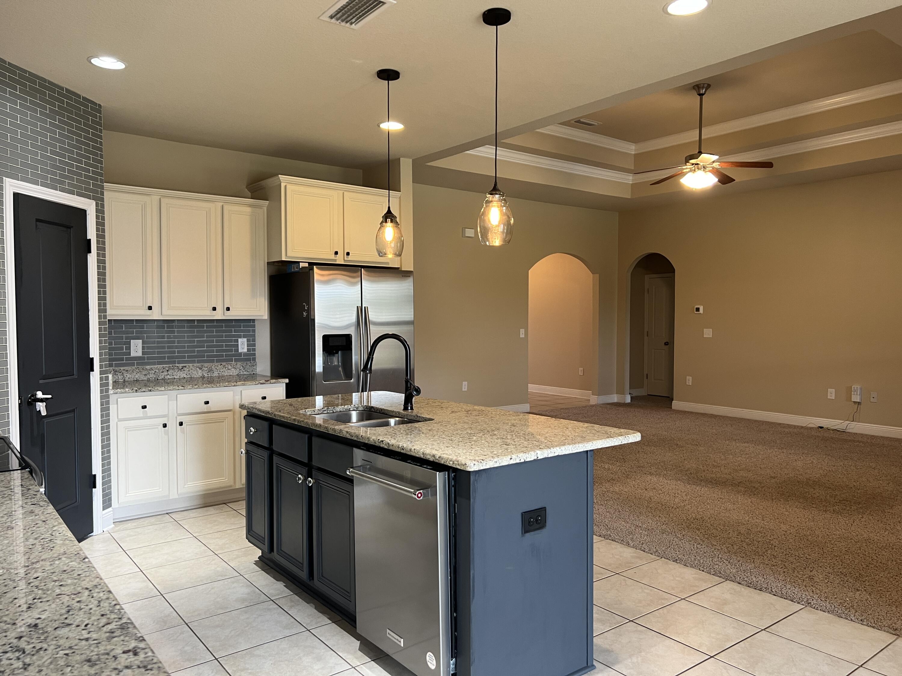 Redstone Commons - Residential Lease