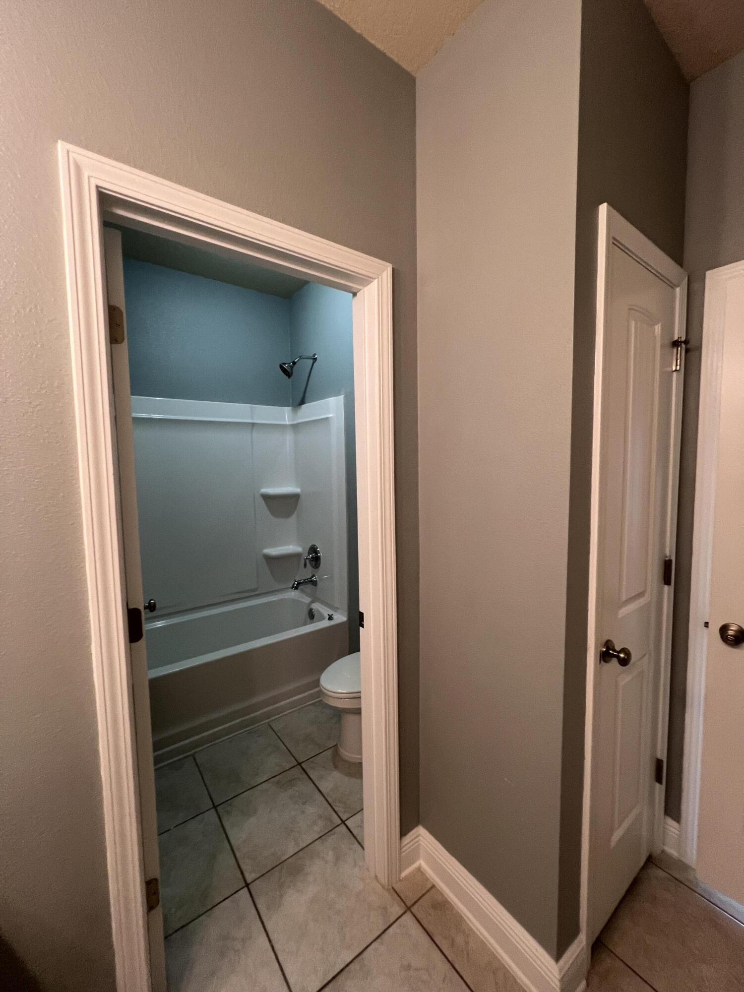 Redstone Commons - Residential Lease
