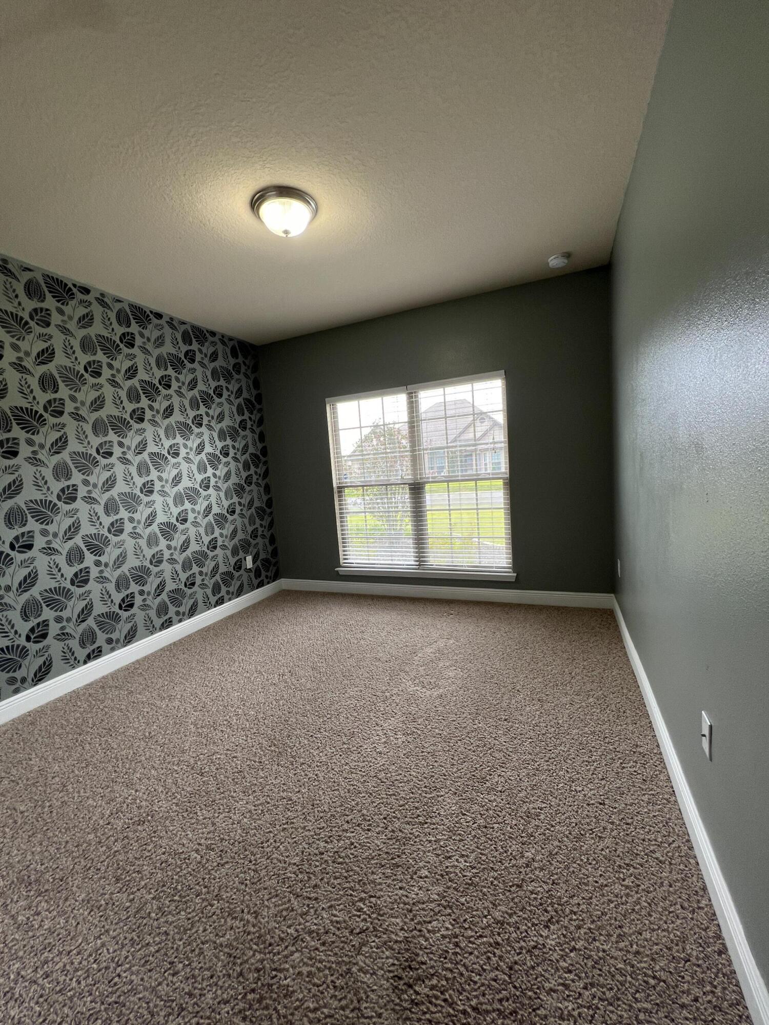 Redstone Commons - Residential Lease