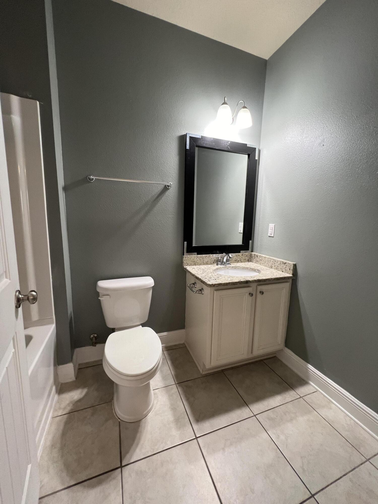 Redstone Commons - Residential Lease