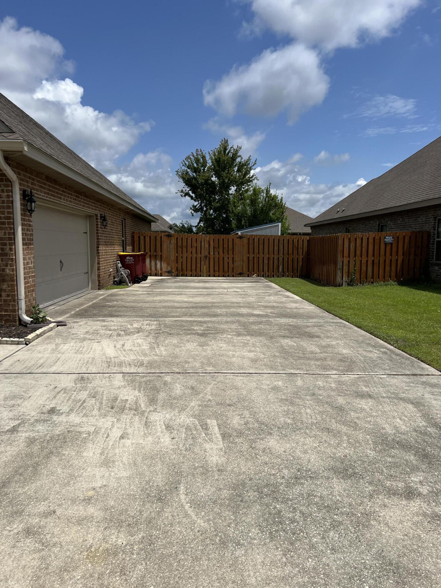 Redstone Commons - Residential Lease