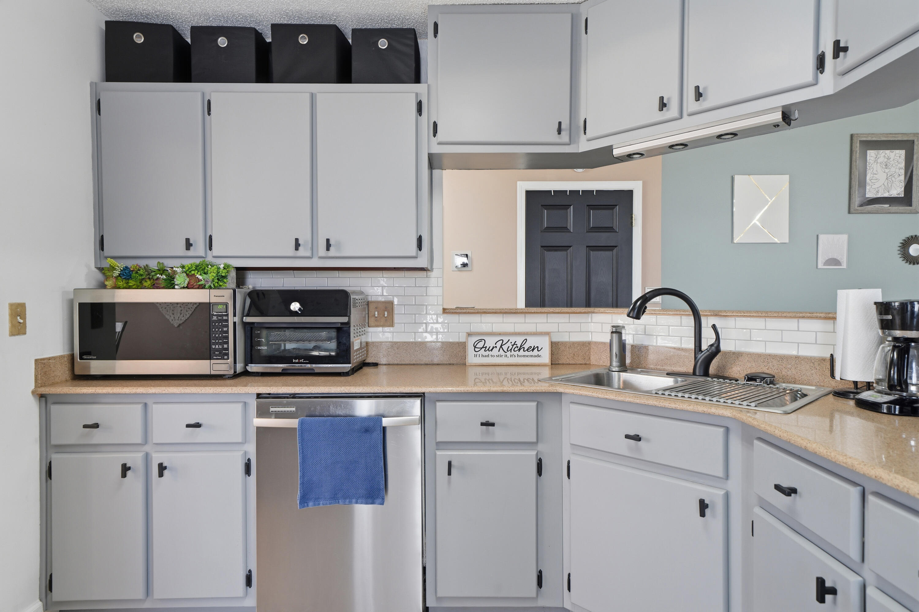 EMERALD ESTATES - Residential