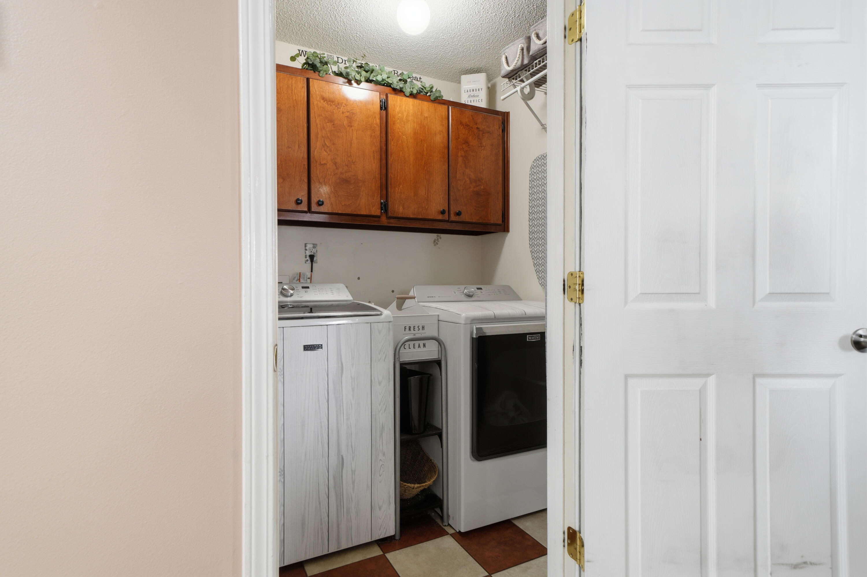 EMERALD ESTATES - Residential