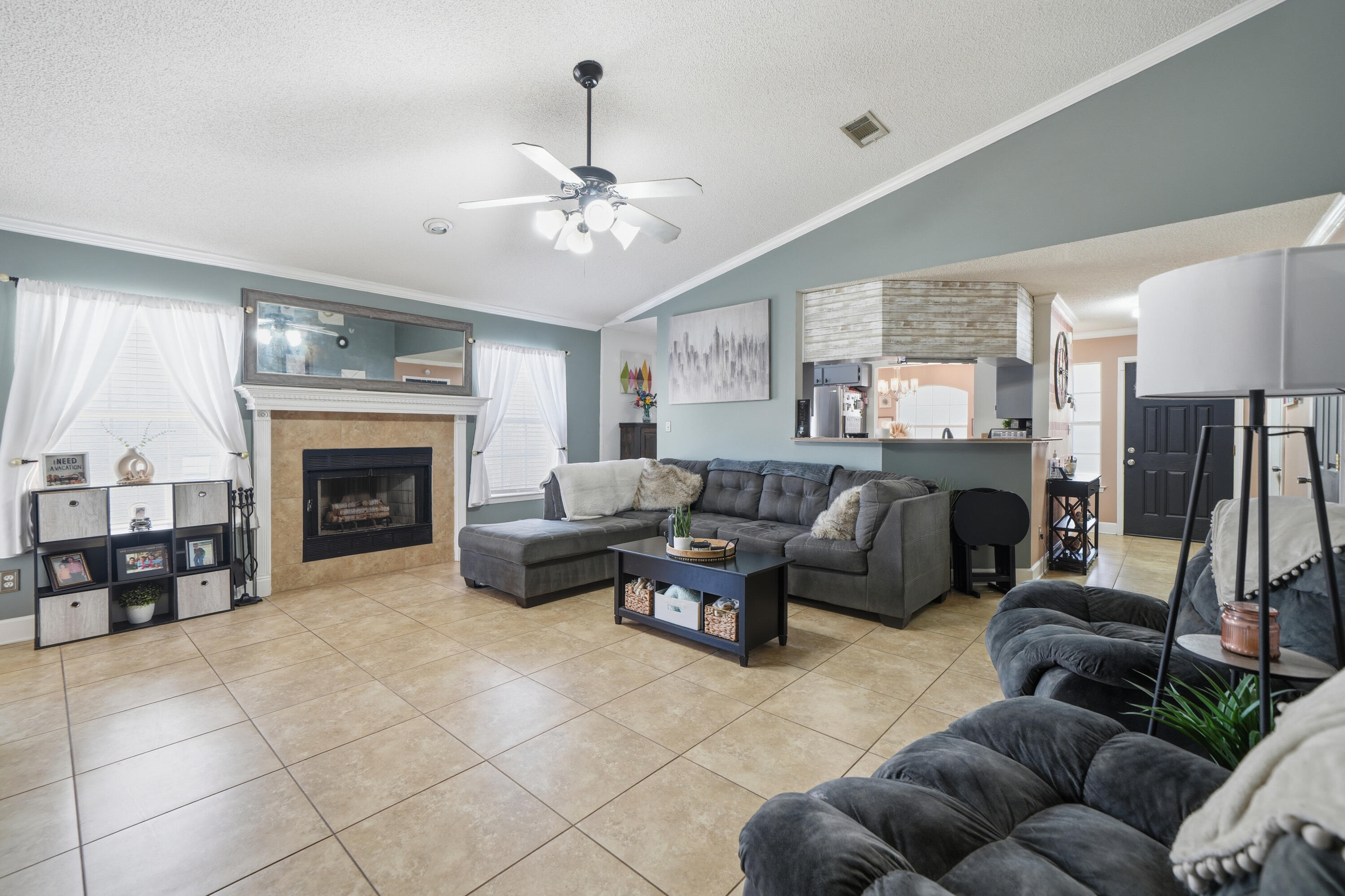 EMERALD ESTATES - Residential