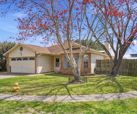 94 Ruby Circle Mary Esther FL 32569