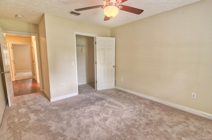 OAKCREST 1ST ADDN - Residential