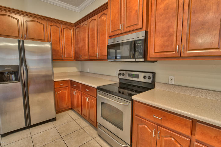 OAKCREST 1ST ADDN - Residential