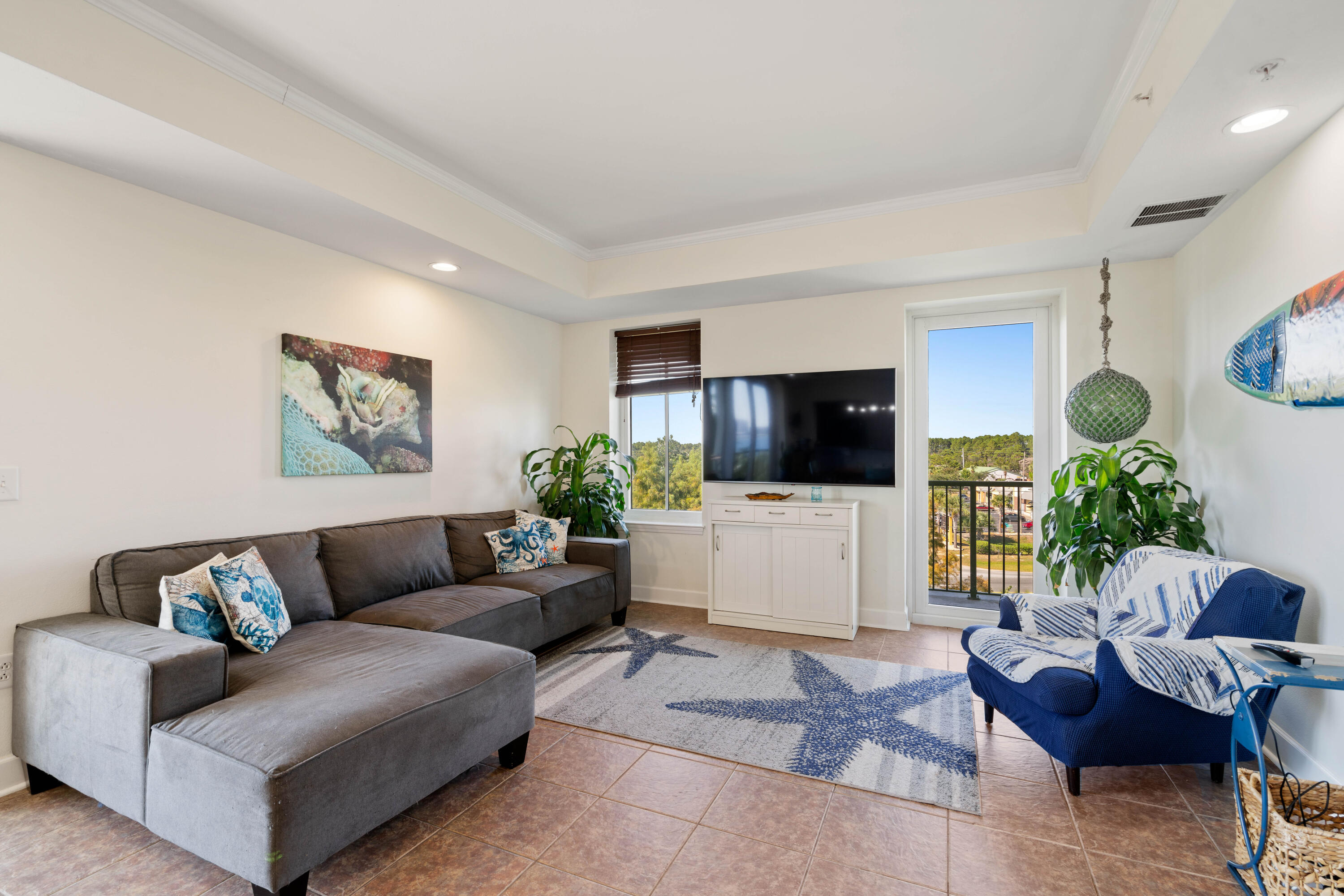 PIER 23 - Residential