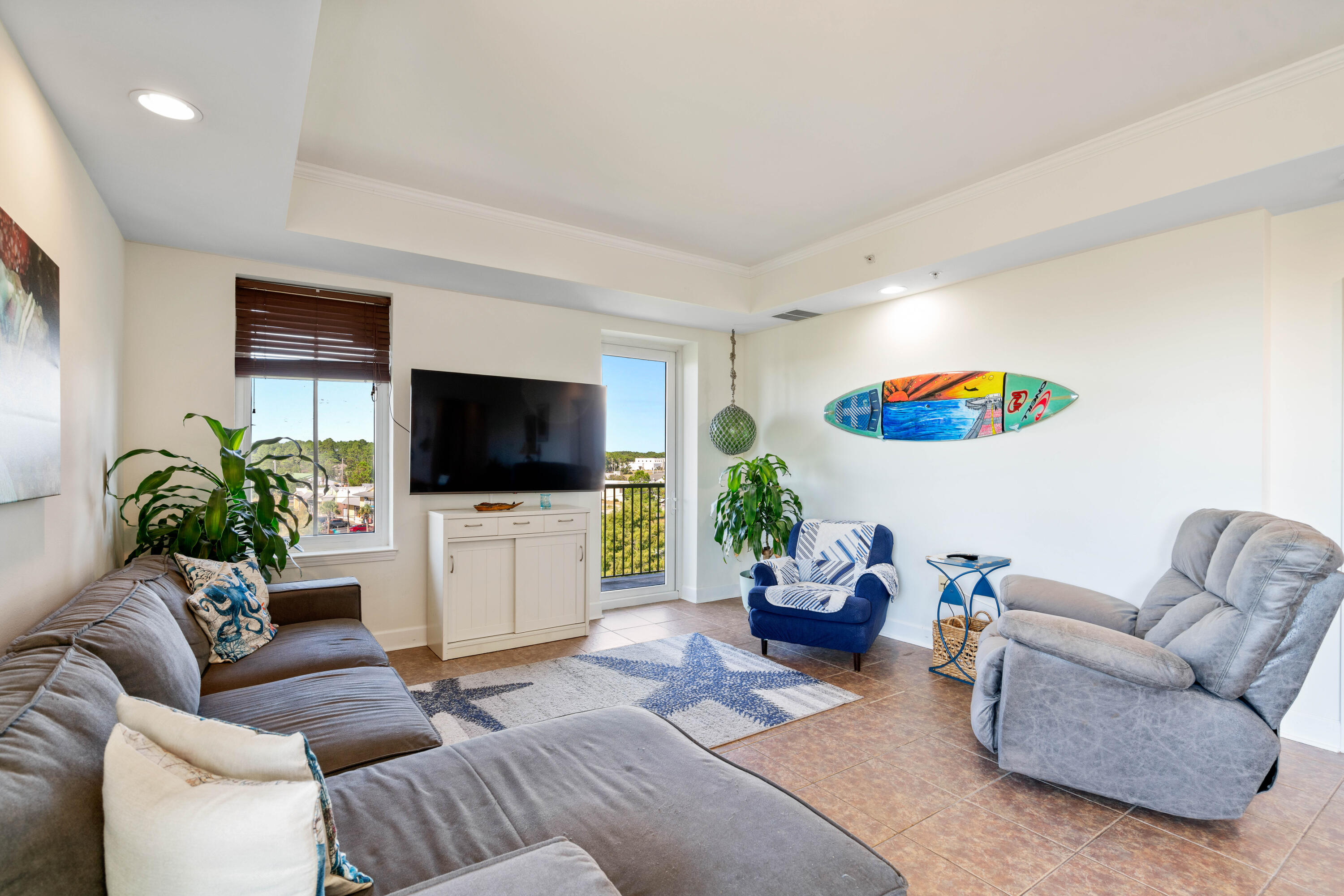 PIER 23 - Residential