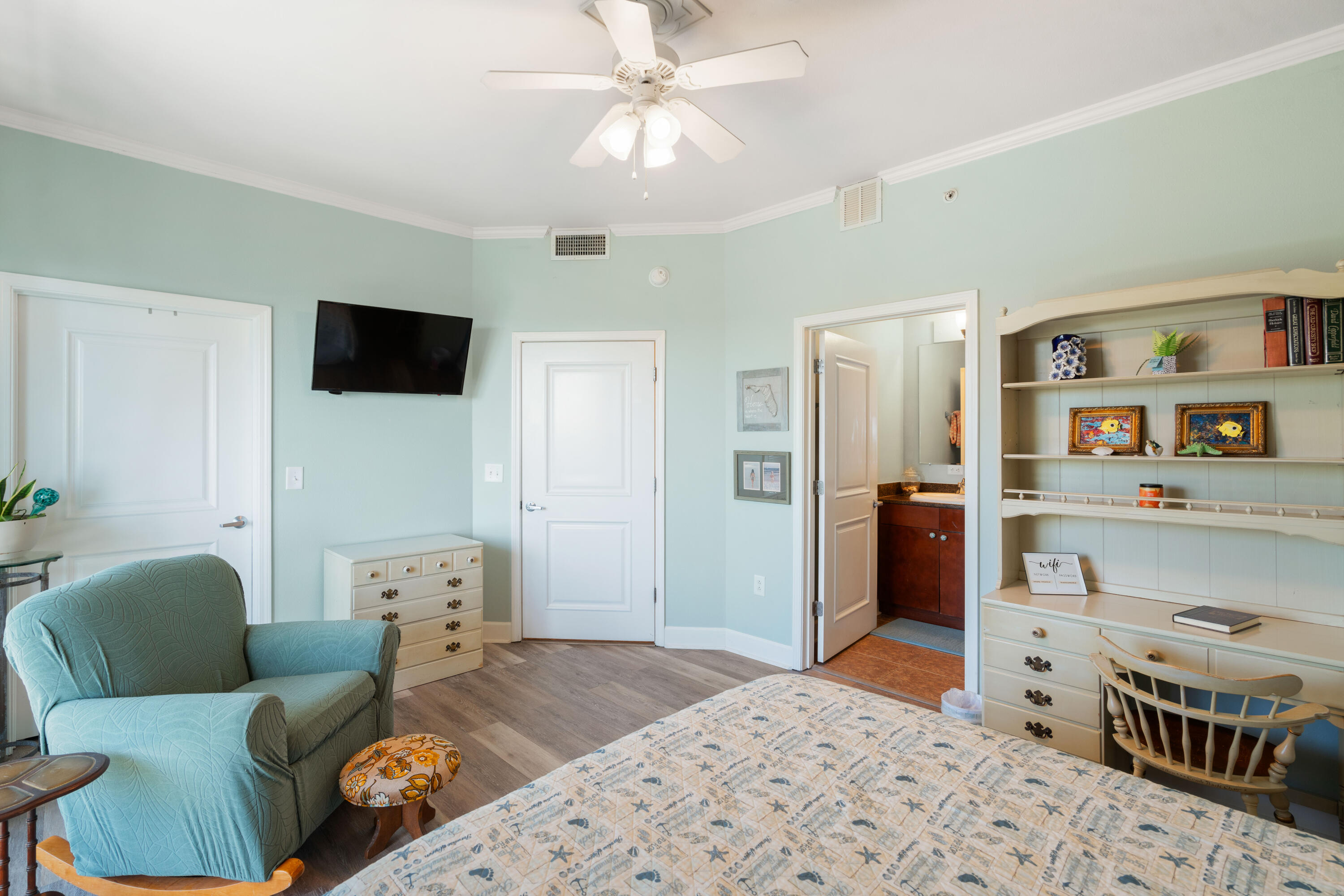PIER 23 - Residential