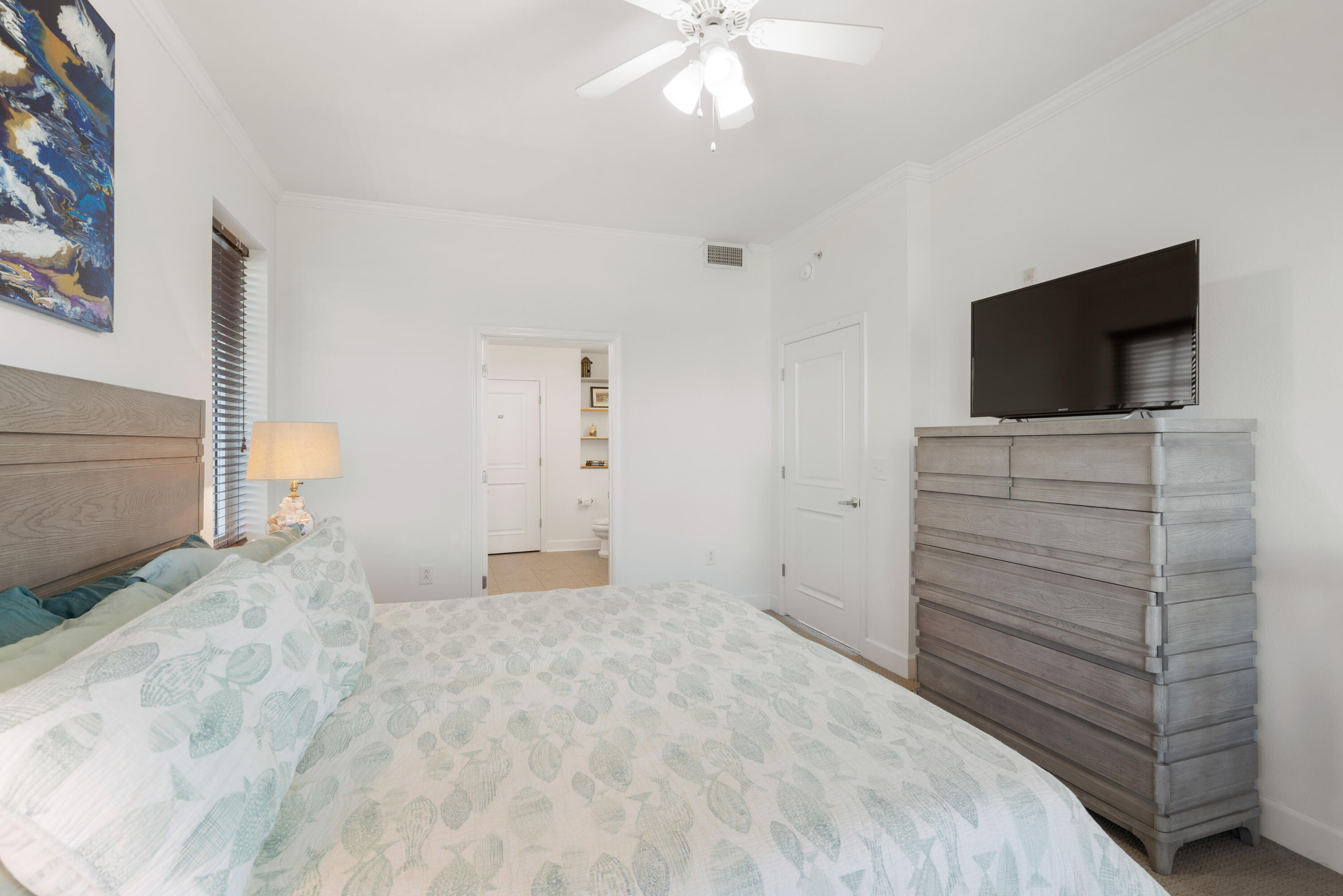 PIER 23 - Residential