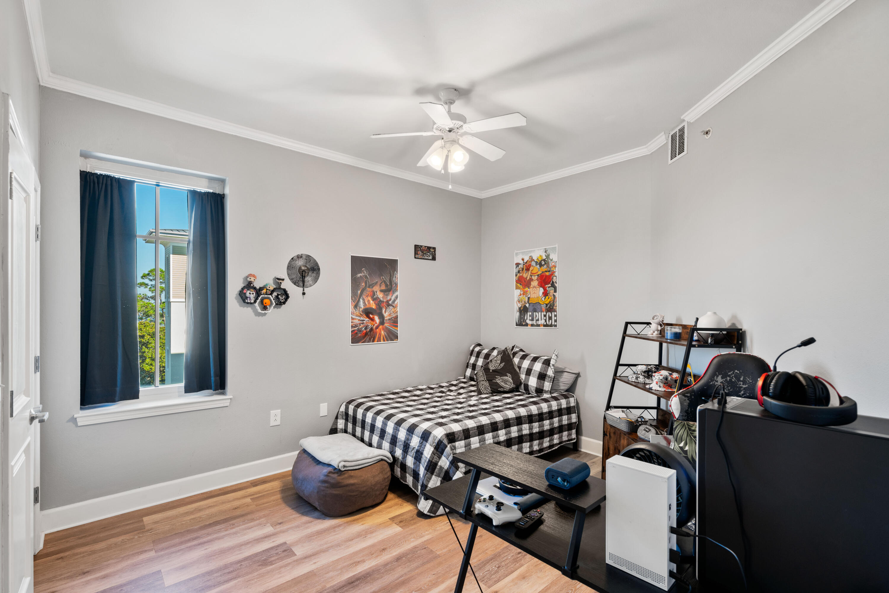 PIER 23 - Residential