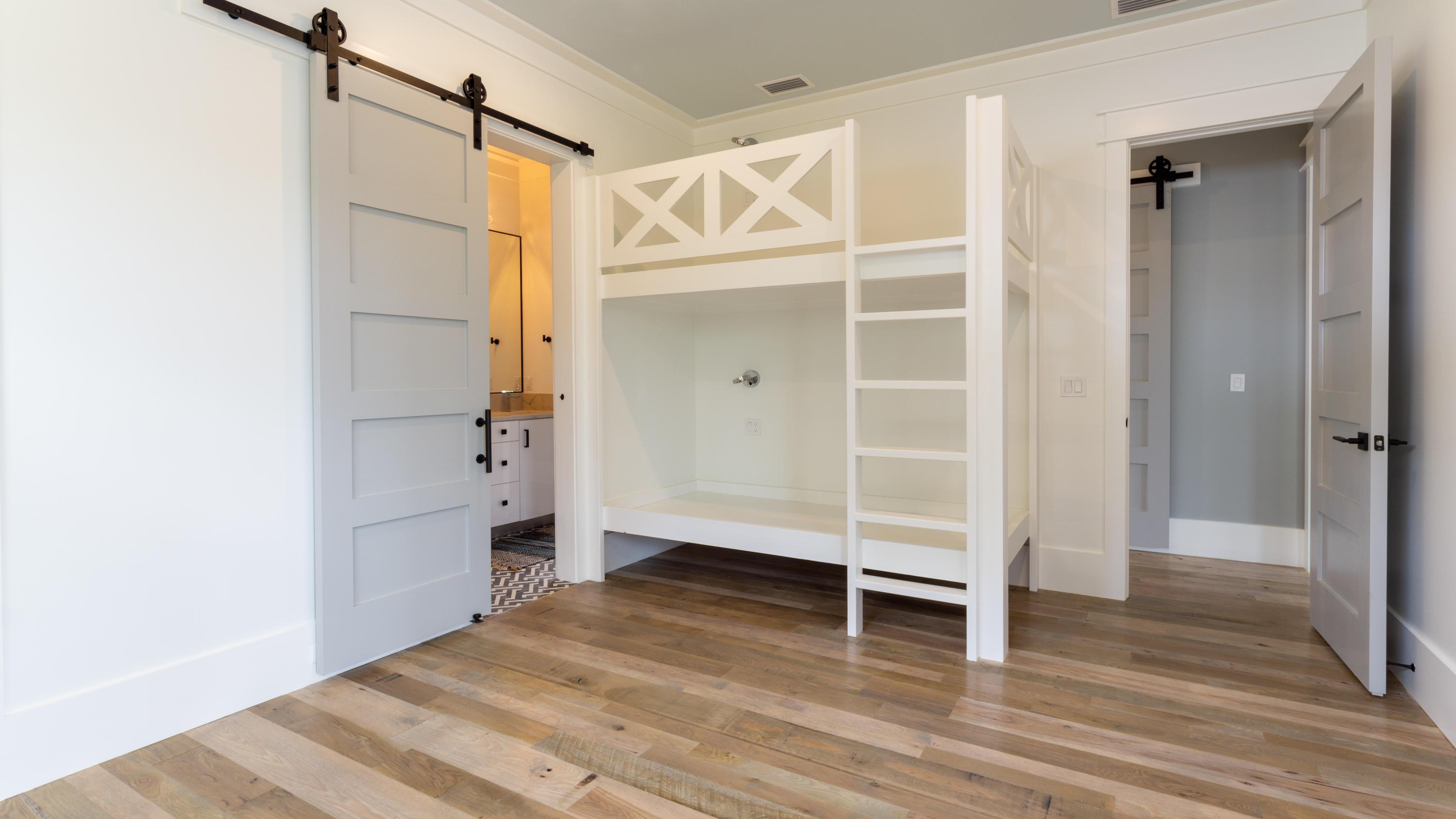 LAKEWOOD OF SEAGROVE BEACH - Residential